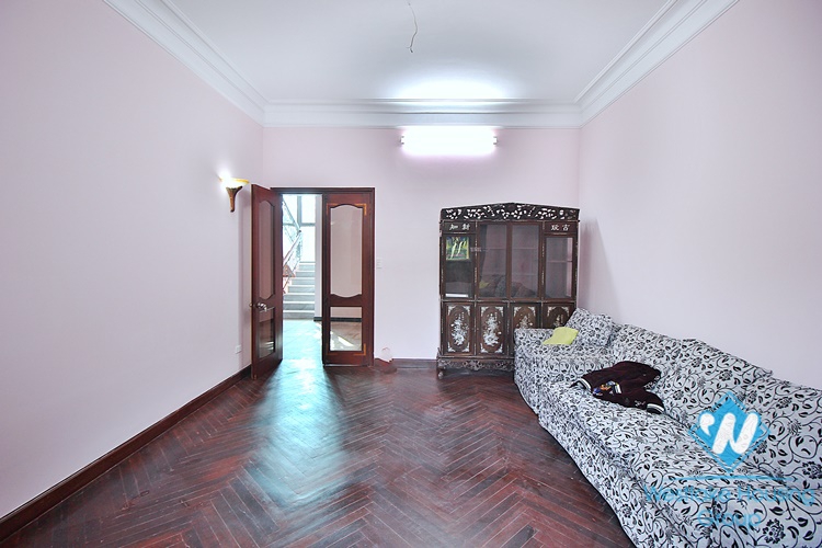 Renovated 4 beds house with lake view for rent in Tu Hoa area, Tay Ho